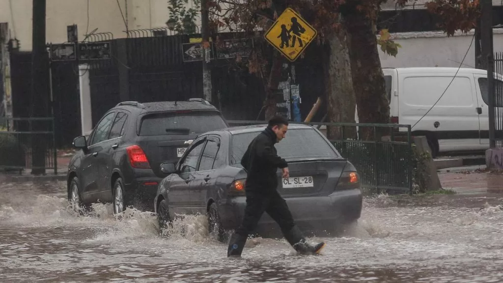 Lluvia En Santiago