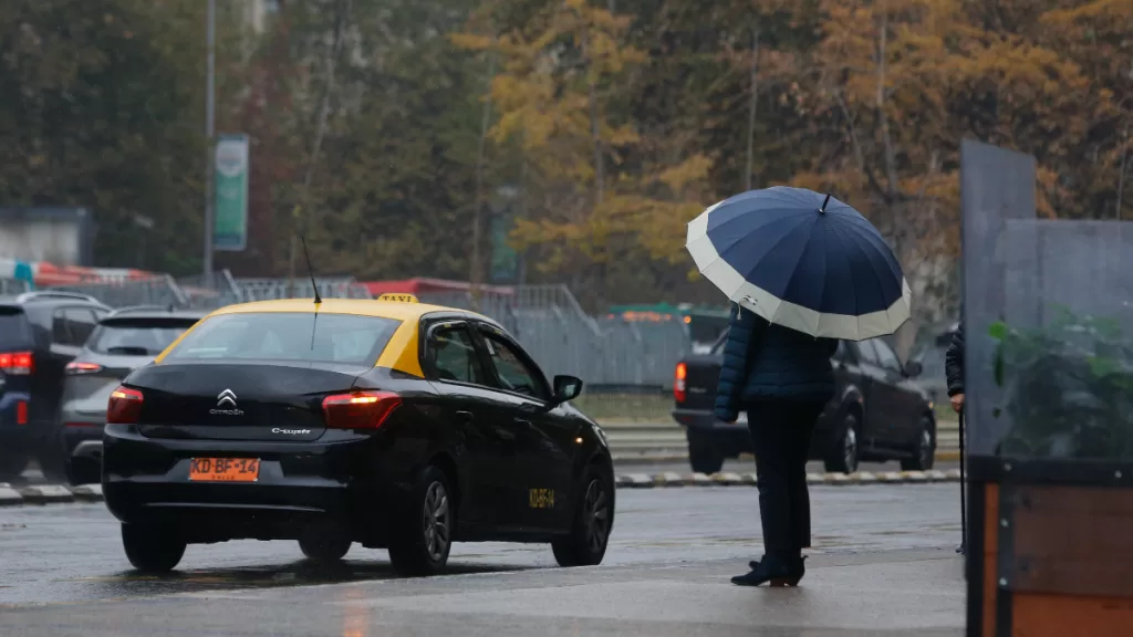 Lluvia En Santiago