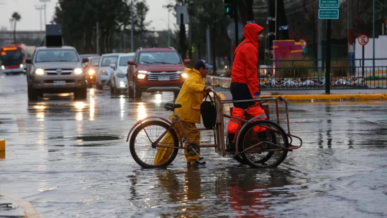 Lluvia En Santiago