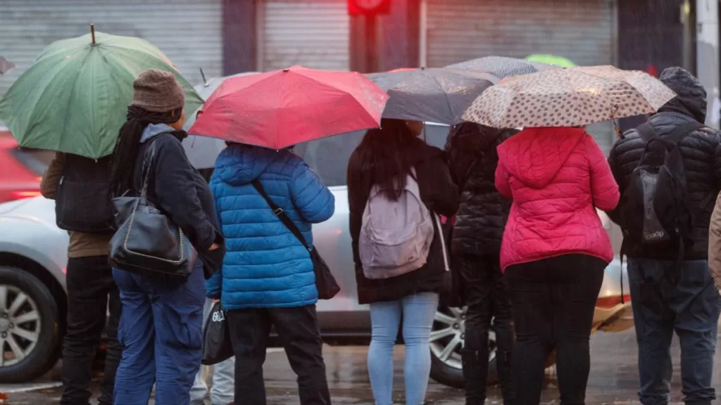 Lluvia En Santiago (1)