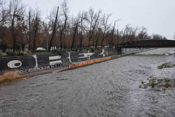 Lluvia En Santiago (8)