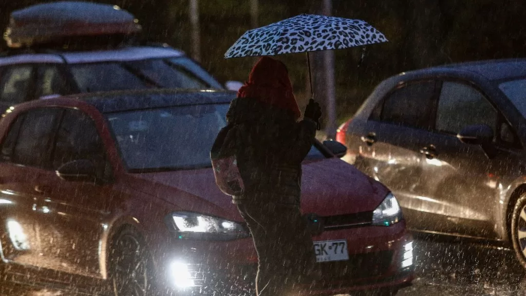 Lluvia En Santiago