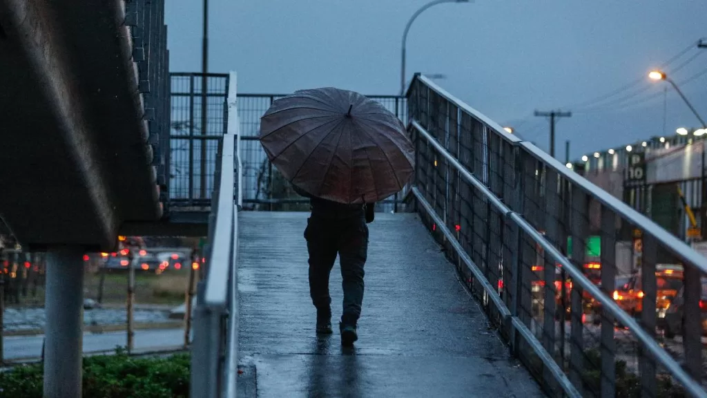 Lluvia En Santiago