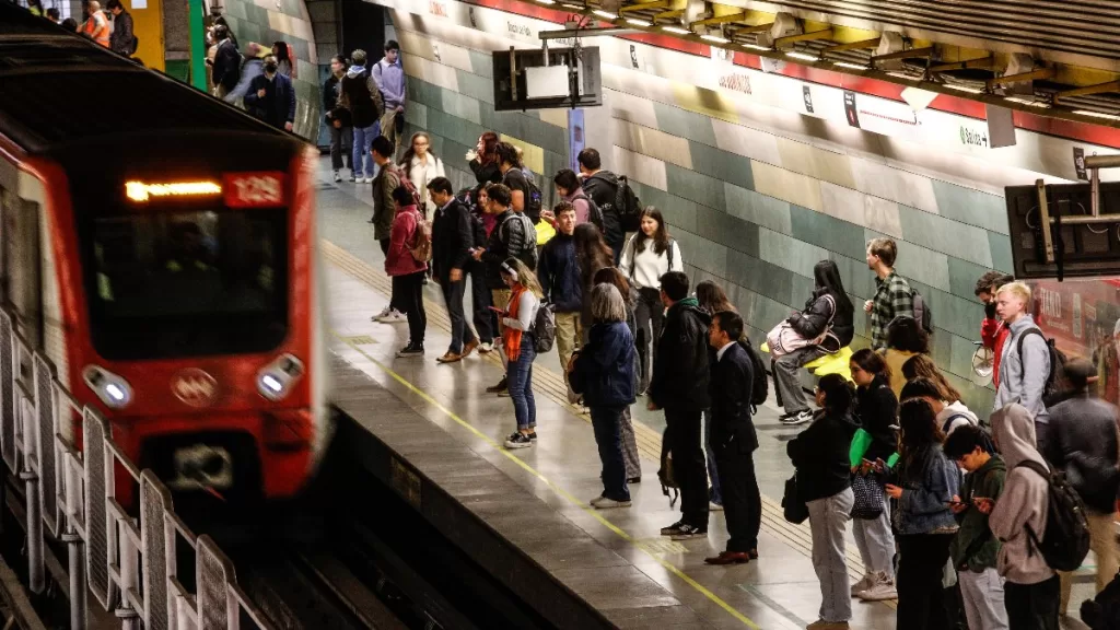 Metro De Santiago