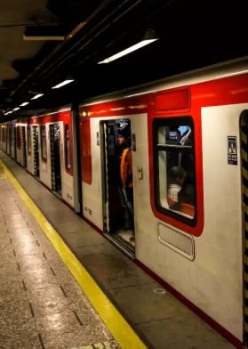 Metro De Santiago Fiestas Patrias 19