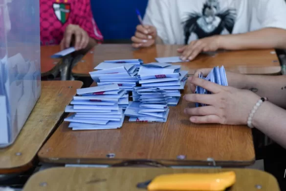 Candidatos Segunda Vuelta Gobernadores Regionales